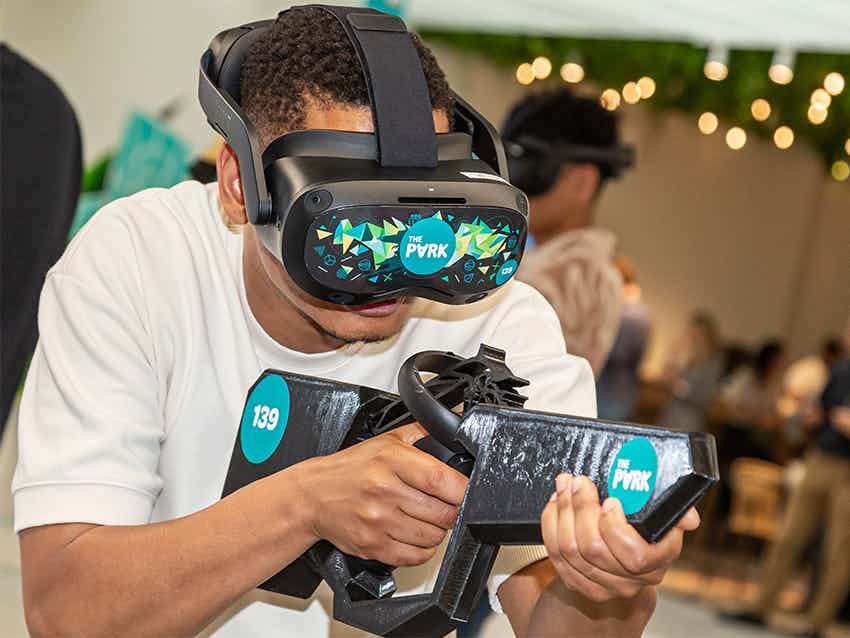 Guy with vr goggles and gun
